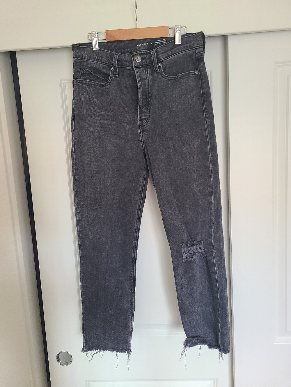 Old Navy Black-Gray High-Rise Cropped Straight Jeans Size 8
